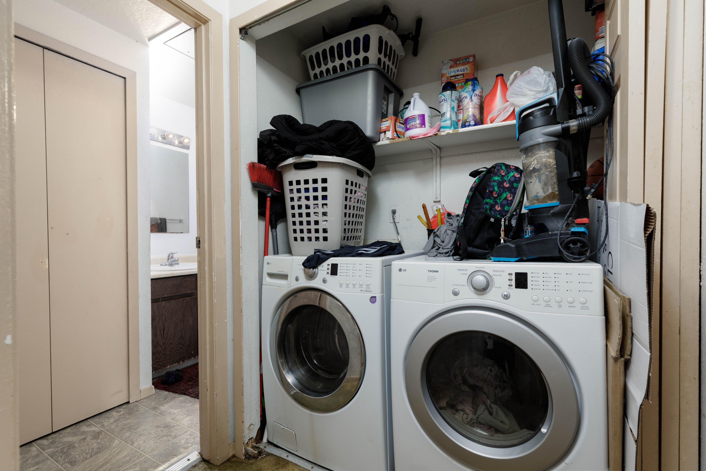 SPRINGTREE GARDENS CONDOS - Residential