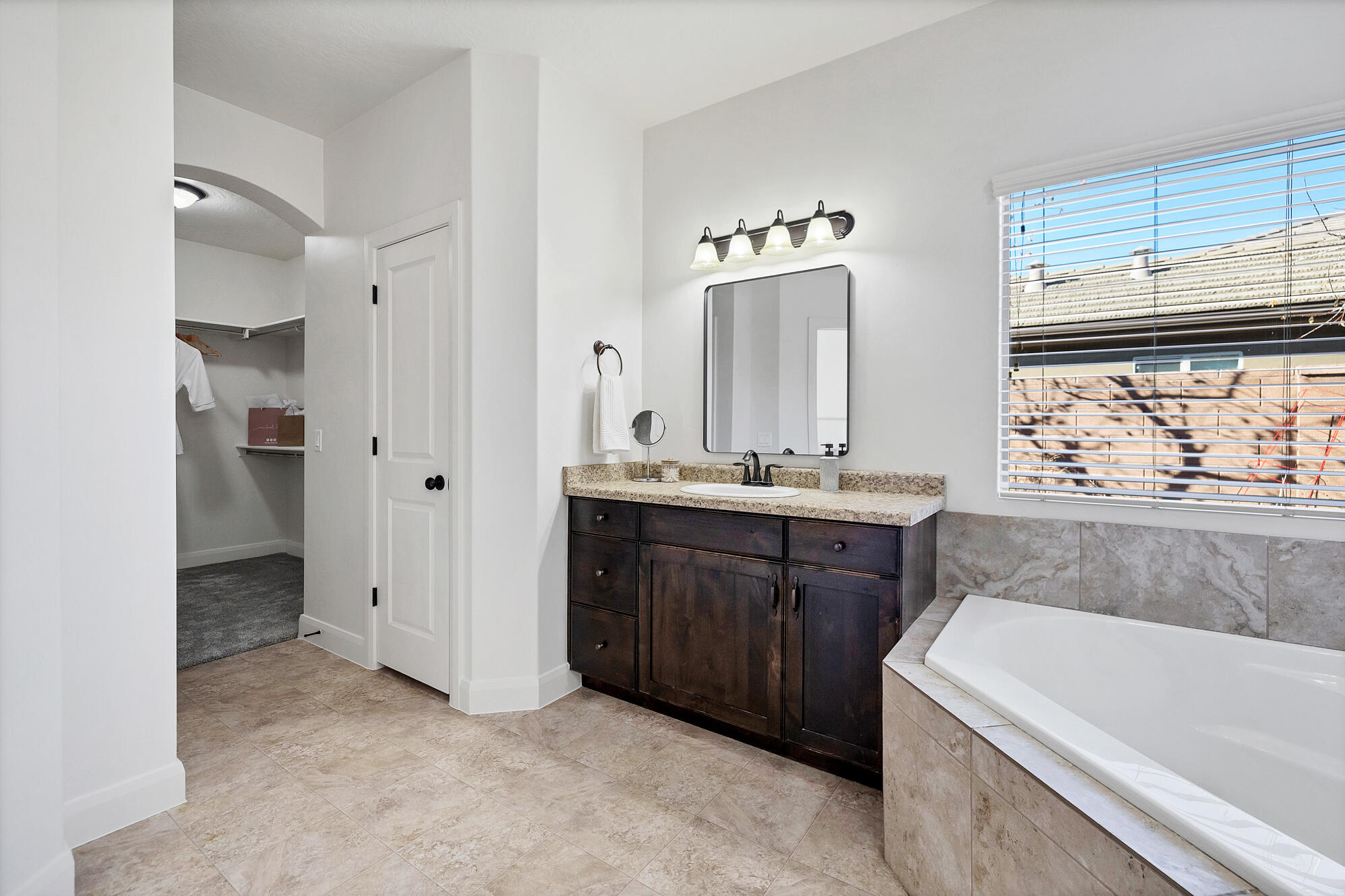 MULBERRY ESTATES - Residential