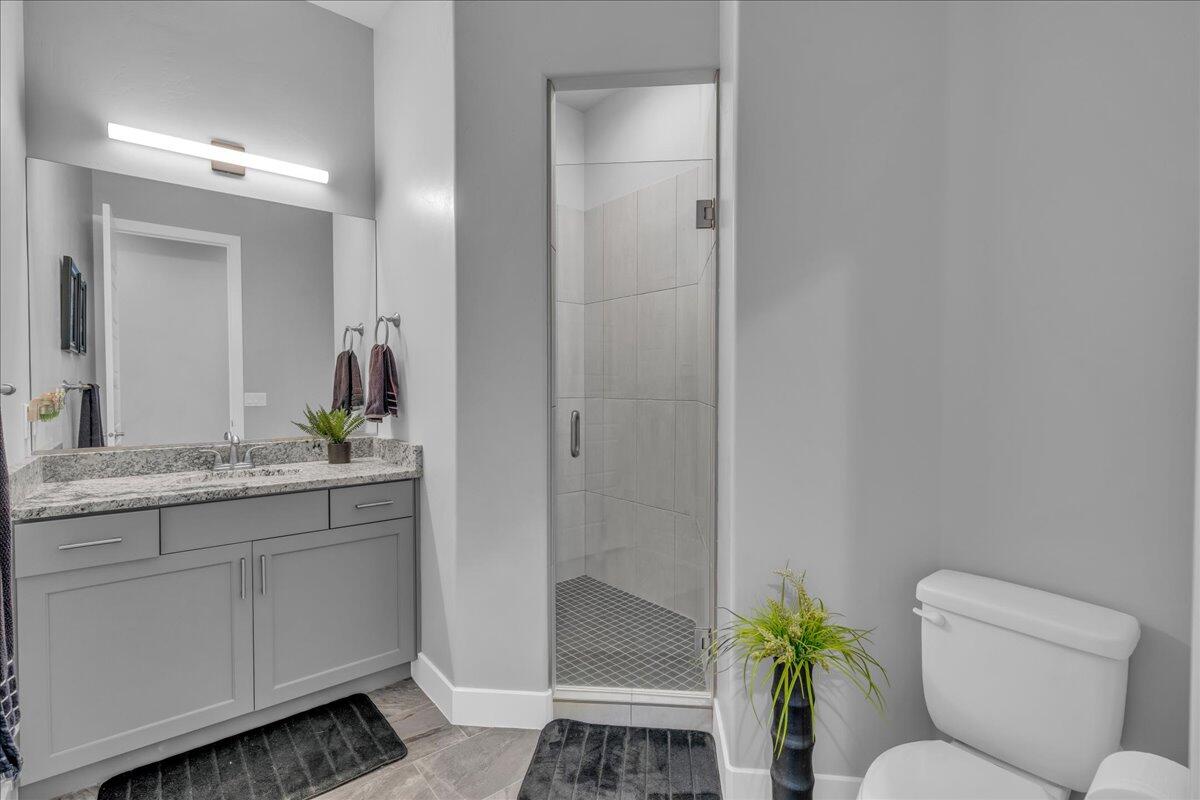 ESCALERA - Residential