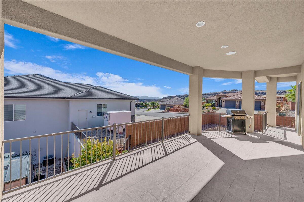 ESCALERA - Residential