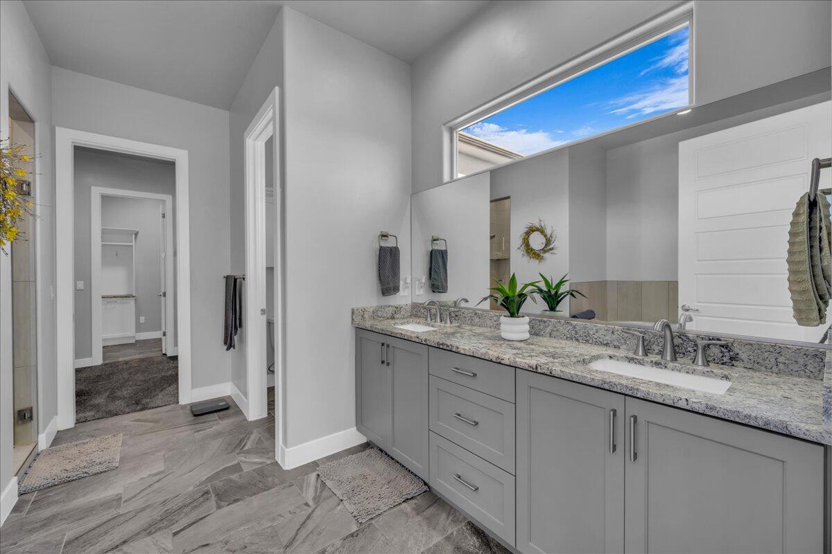 ESCALERA - Residential