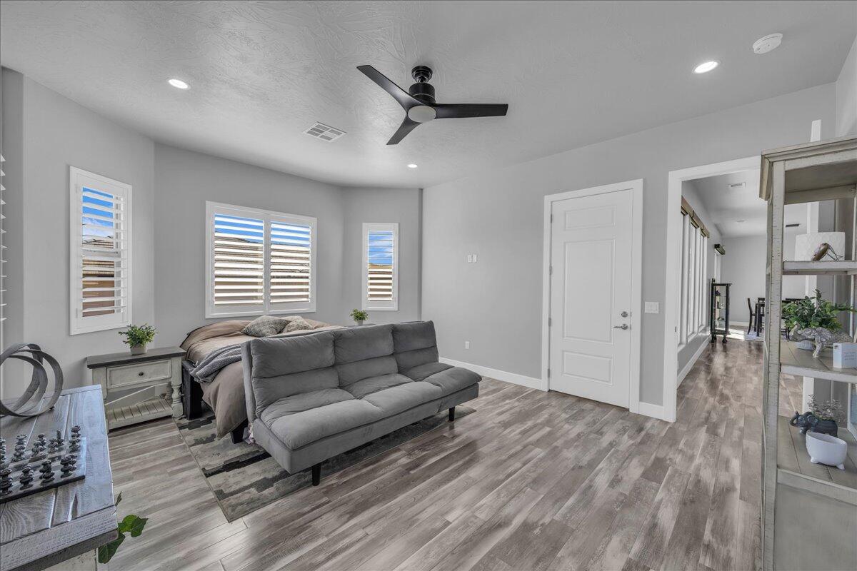 ESCALERA - Residential