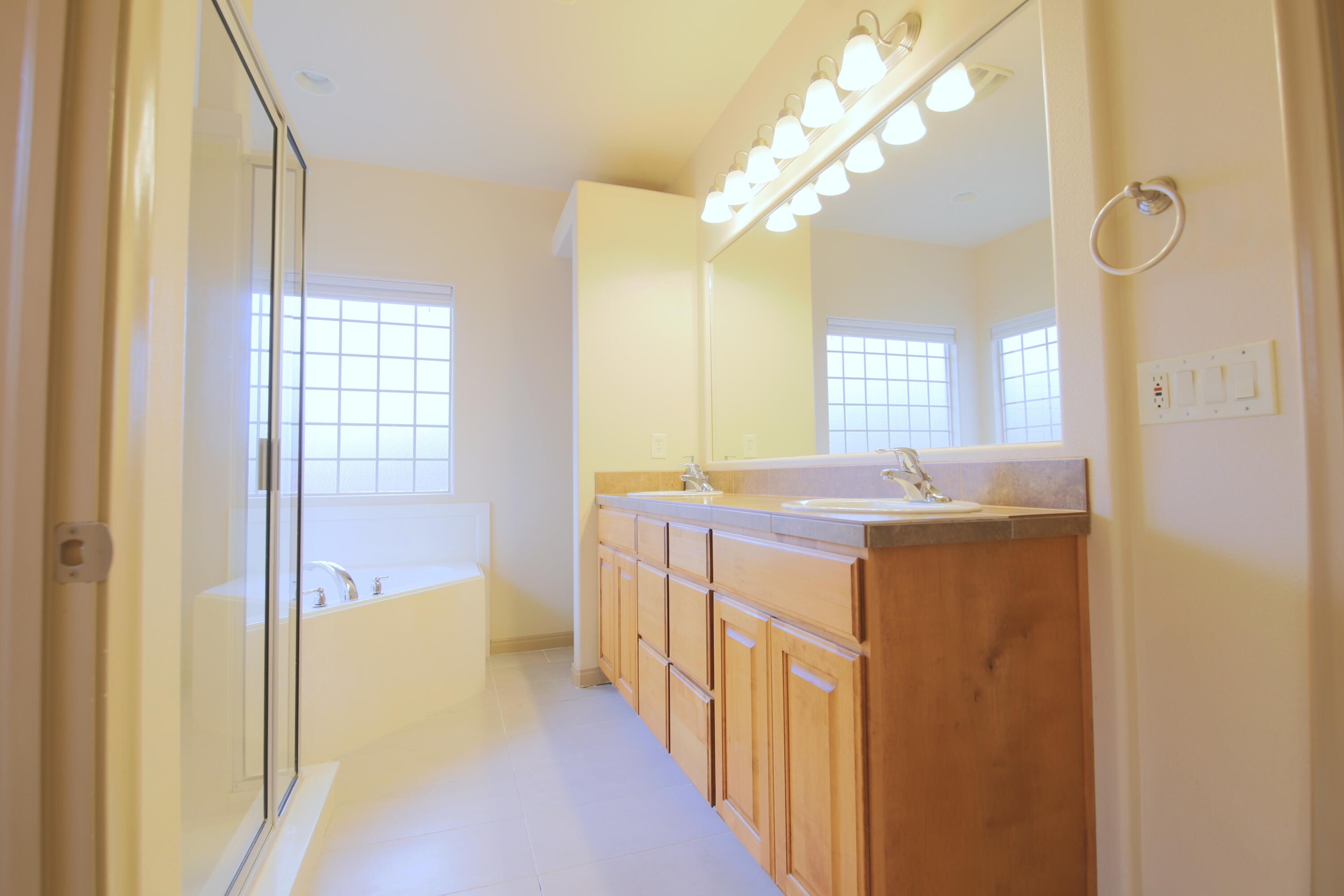 COTTON MANOR CONDOS - Residential