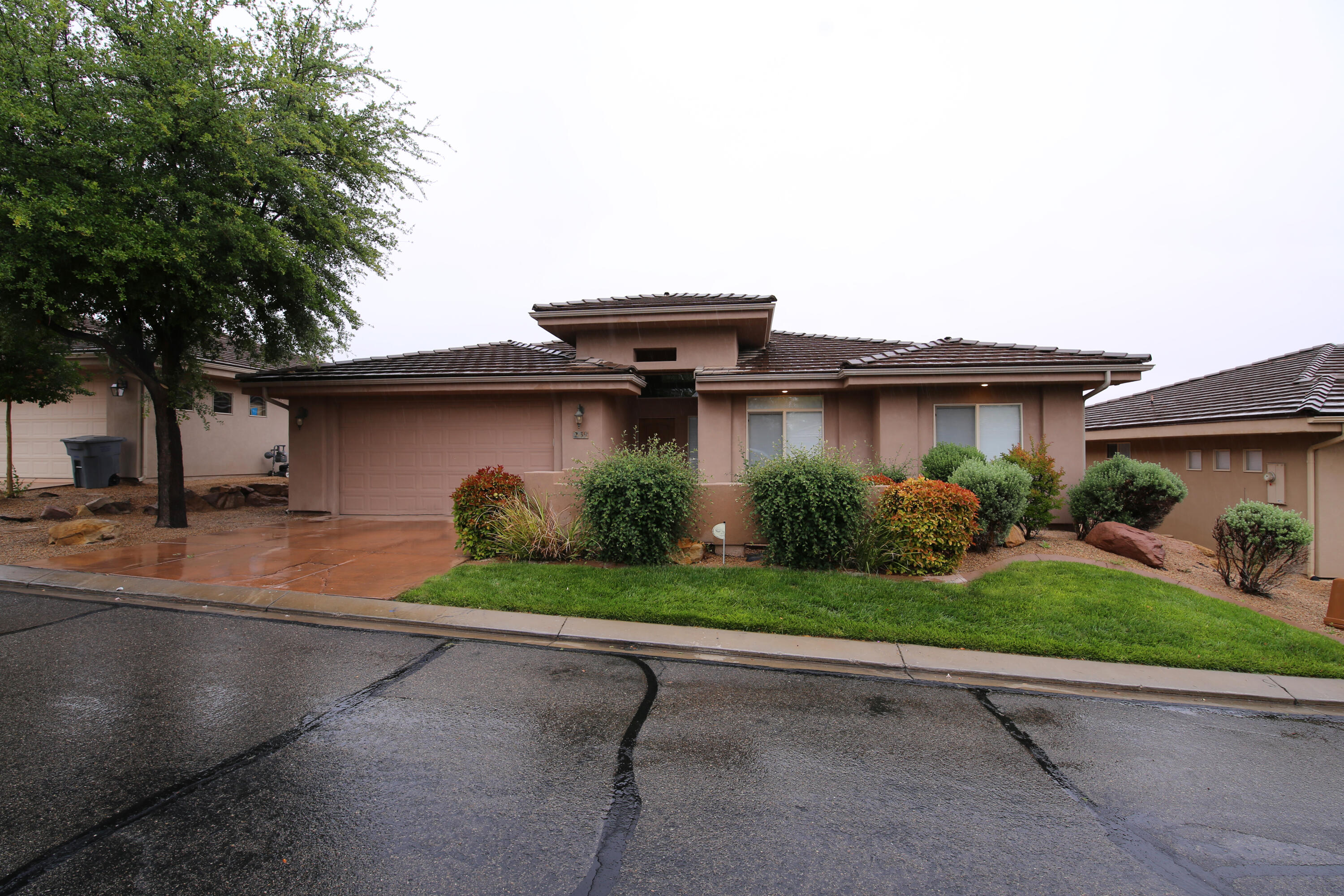 COTTON MANOR CONDOS - Residential