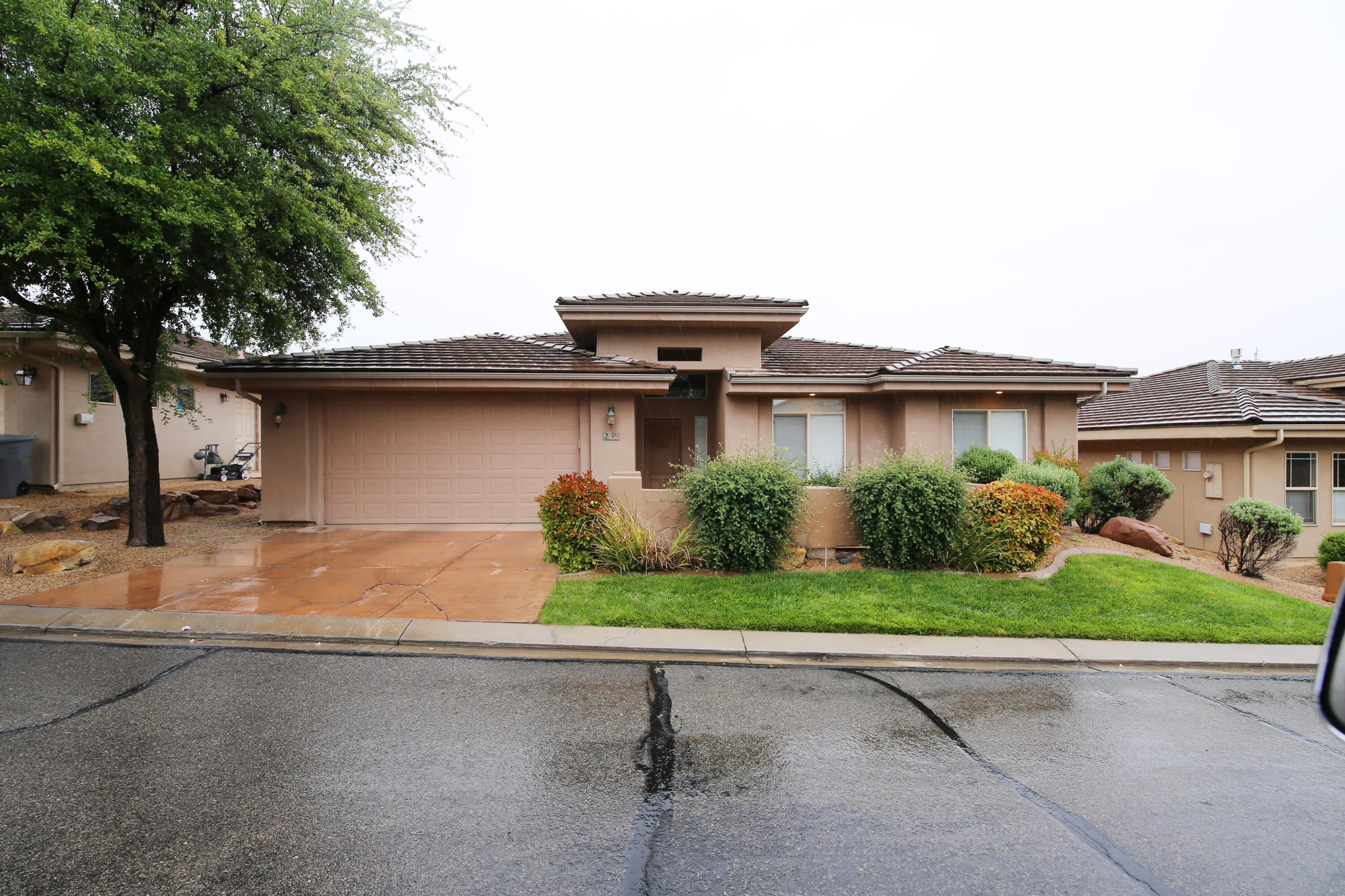 COTTON MANOR CONDOS - Residential