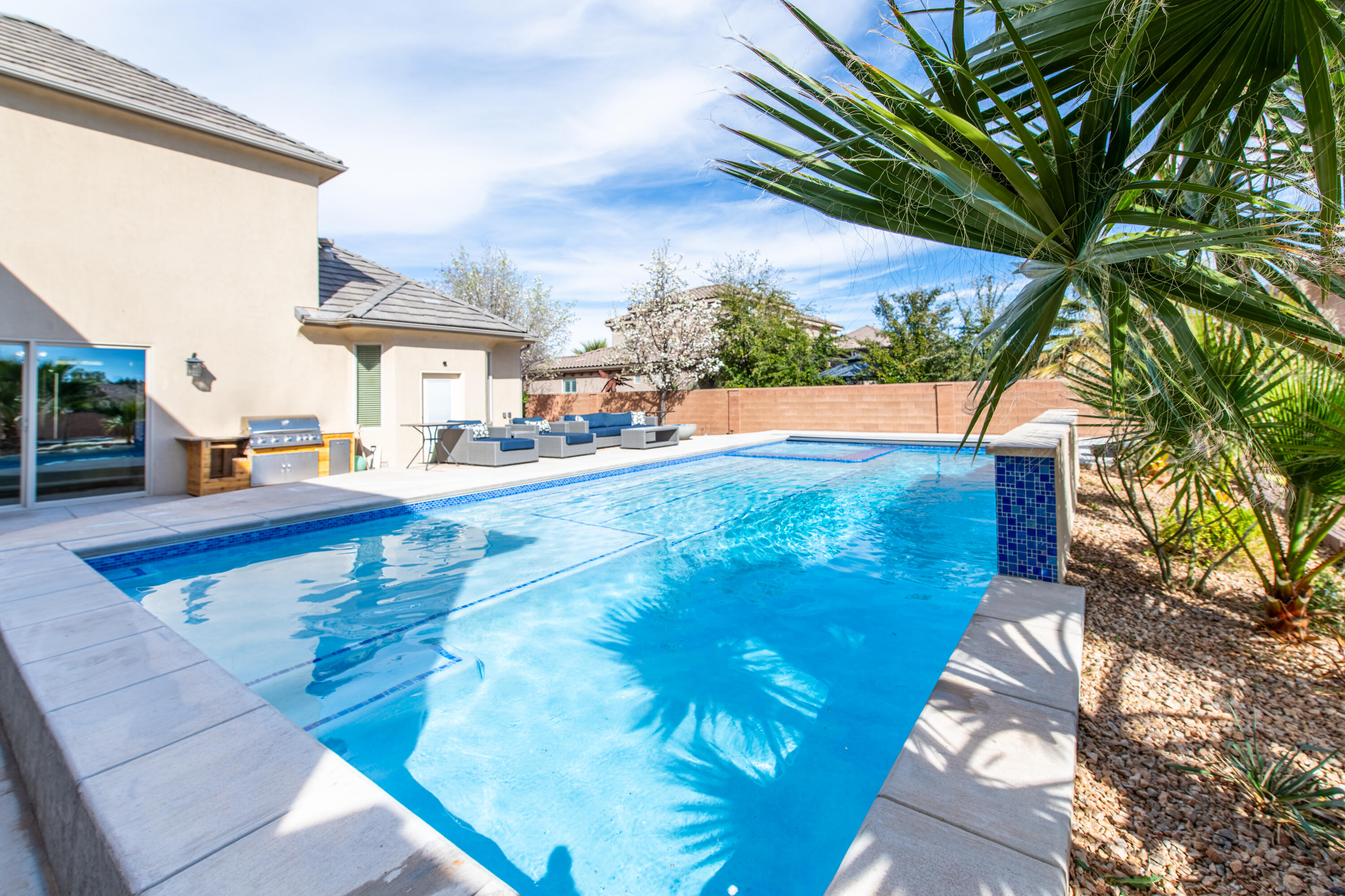 RIVER WILLOW - Residential