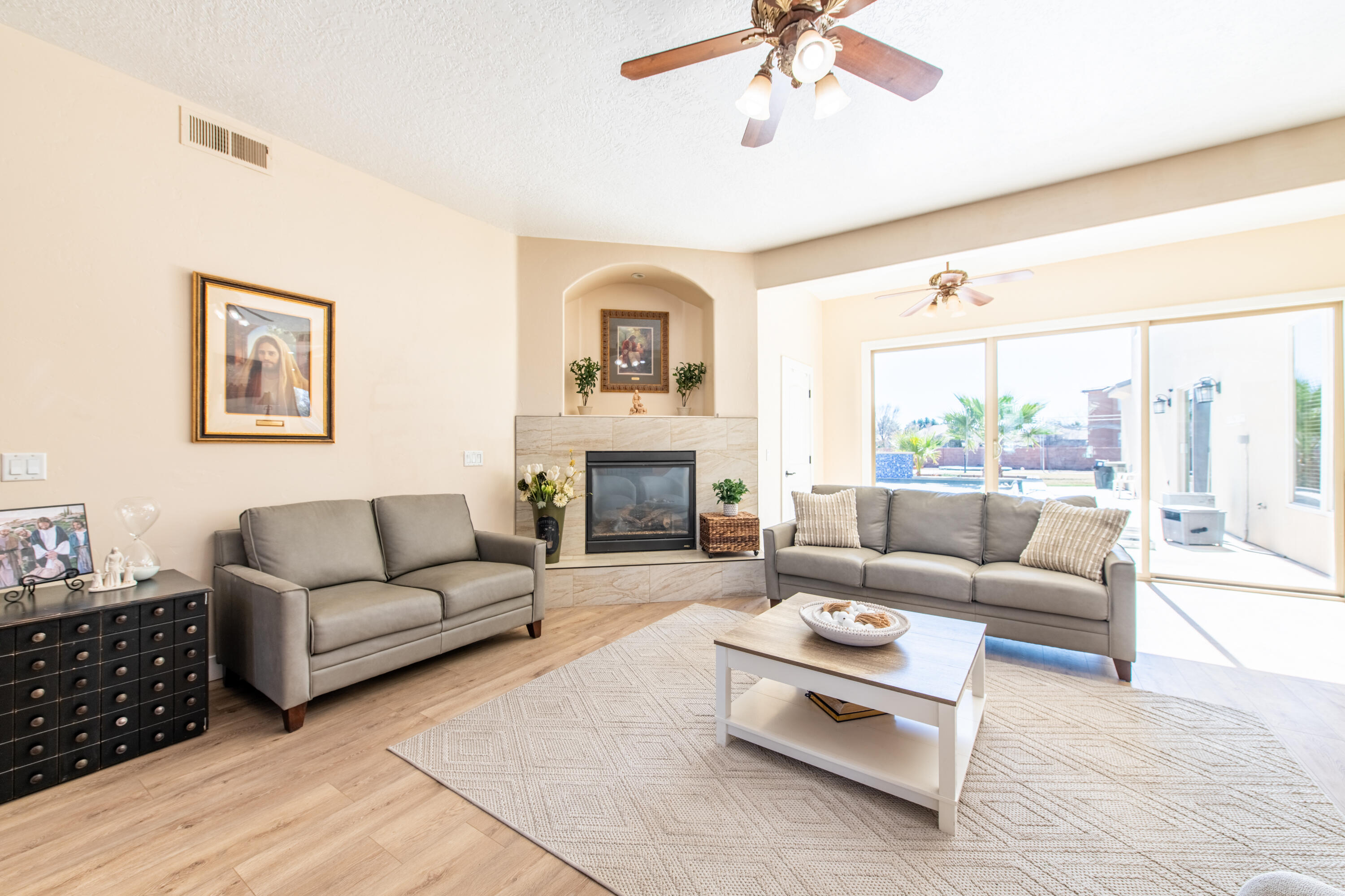 RIVER WILLOW - Residential