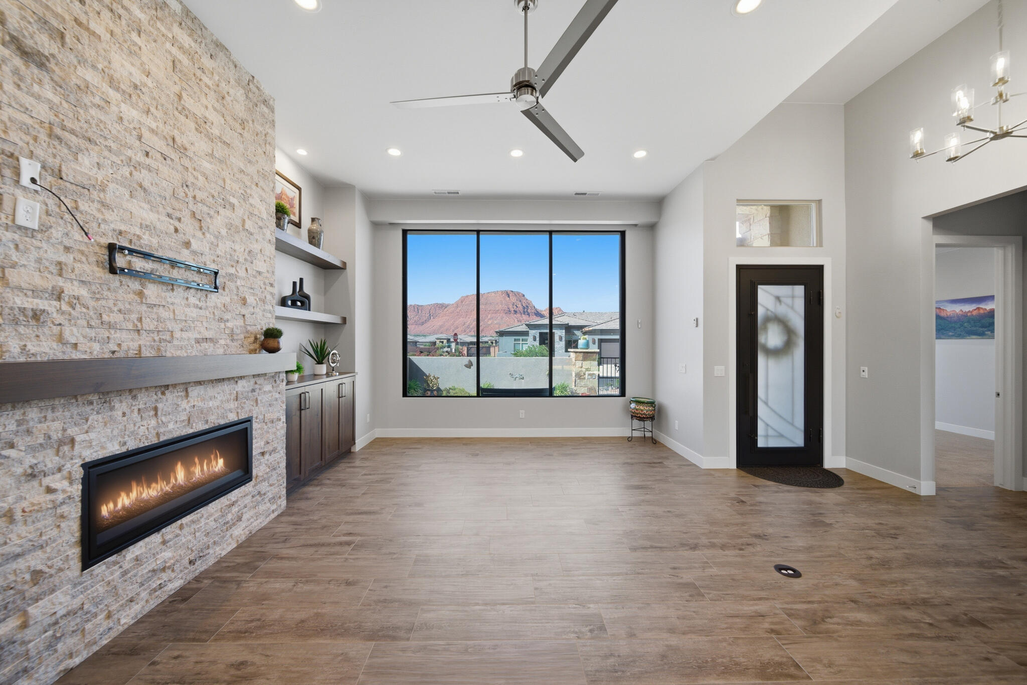MOJAVE MESA - Residential