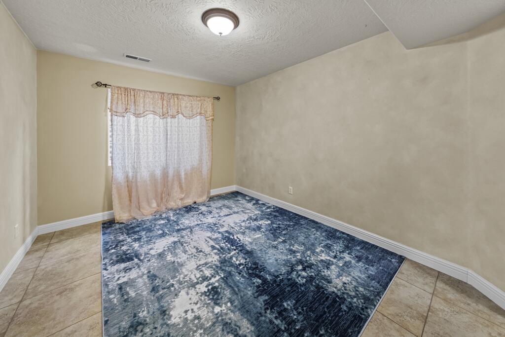 ROBERTS RANCH ESTATES - Residential