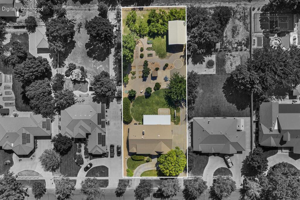 ROBERTS RANCH ESTATES - Residential