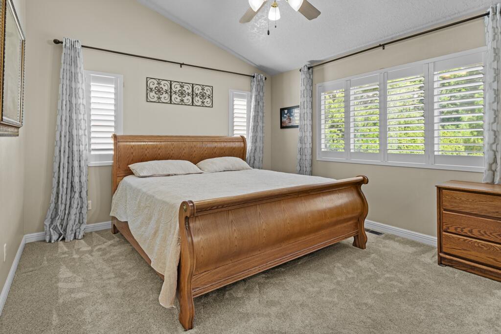 ROBERTS RANCH ESTATES - Residential