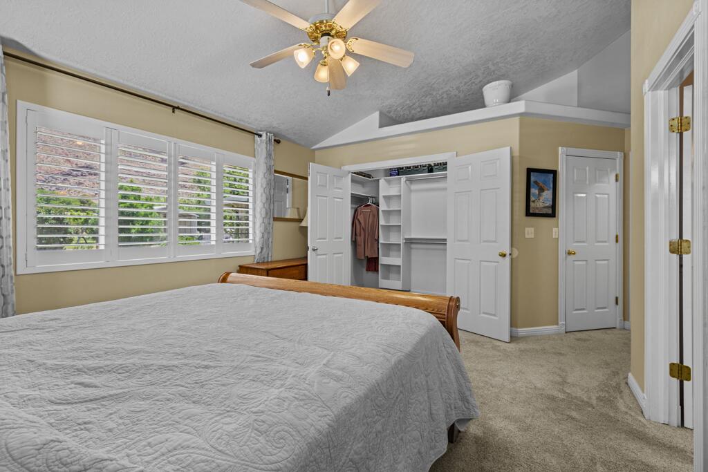 ROBERTS RANCH ESTATES - Residential