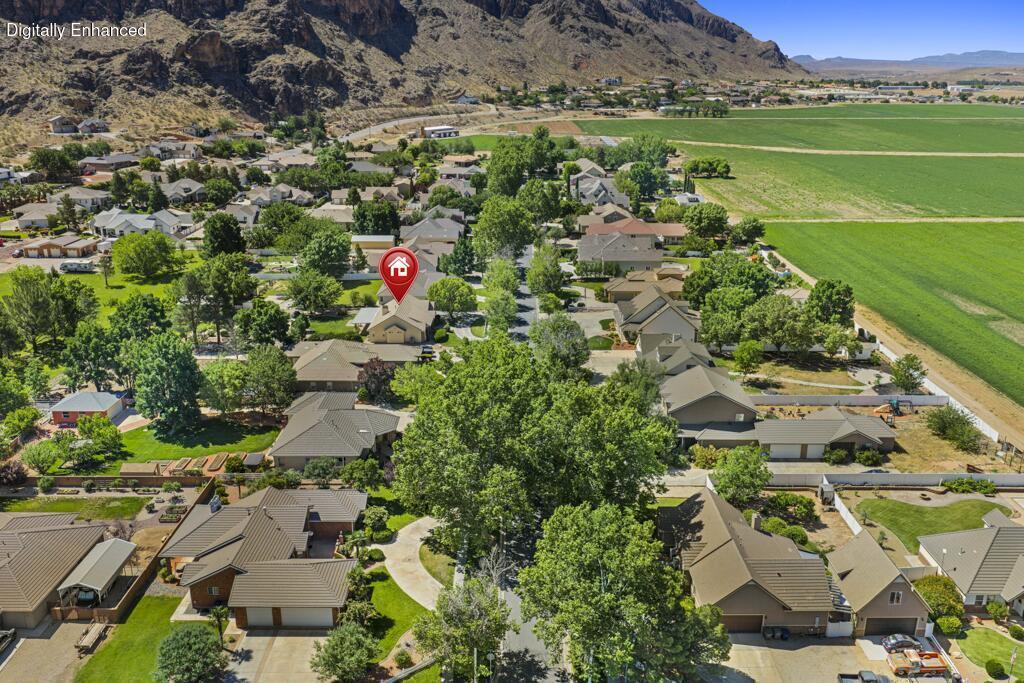 ROBERTS RANCH ESTATES - Residential