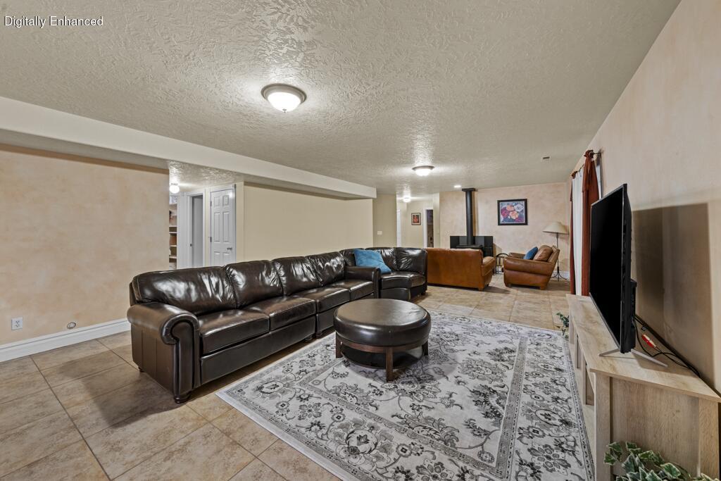 ROBERTS RANCH ESTATES - Residential