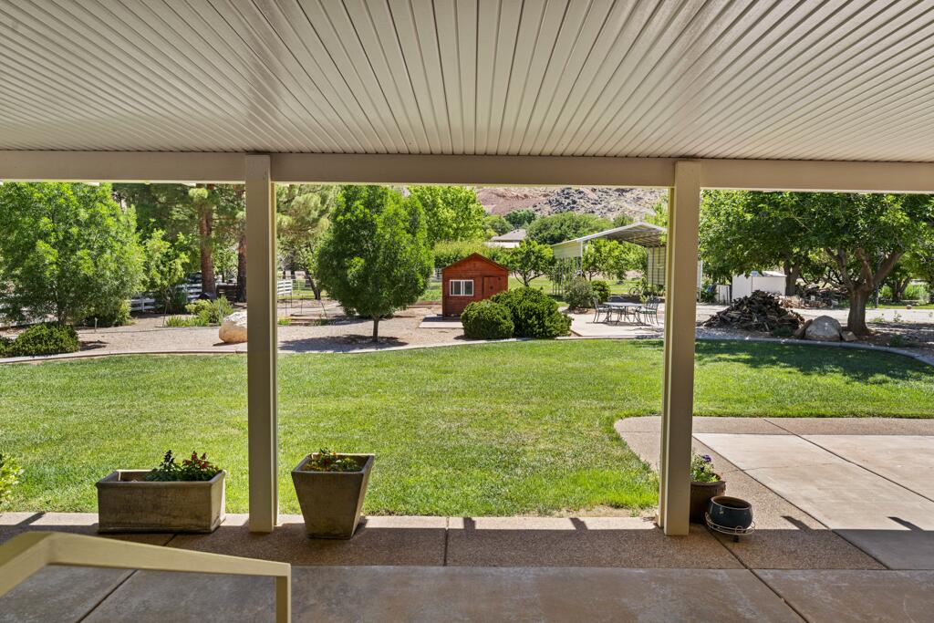 ROBERTS RANCH ESTATES - Residential