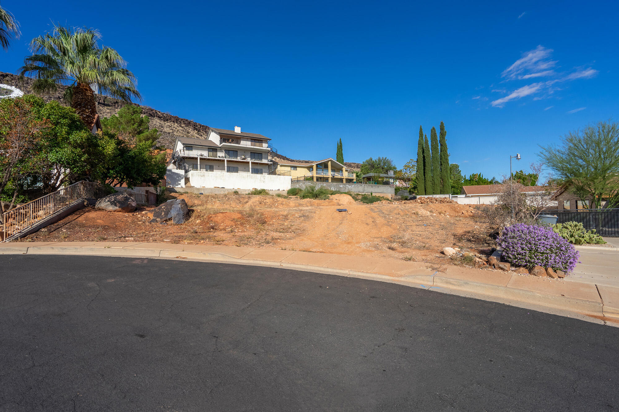 RIMSTONE VILLAGE - Land