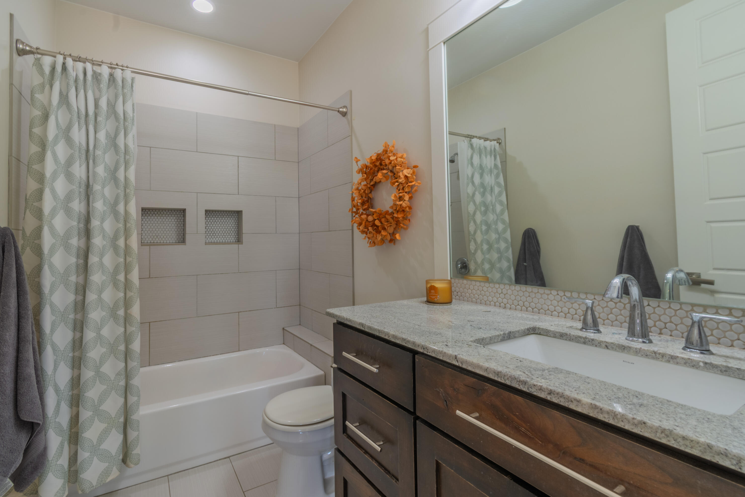 DIXIE SPRINGS - Residential