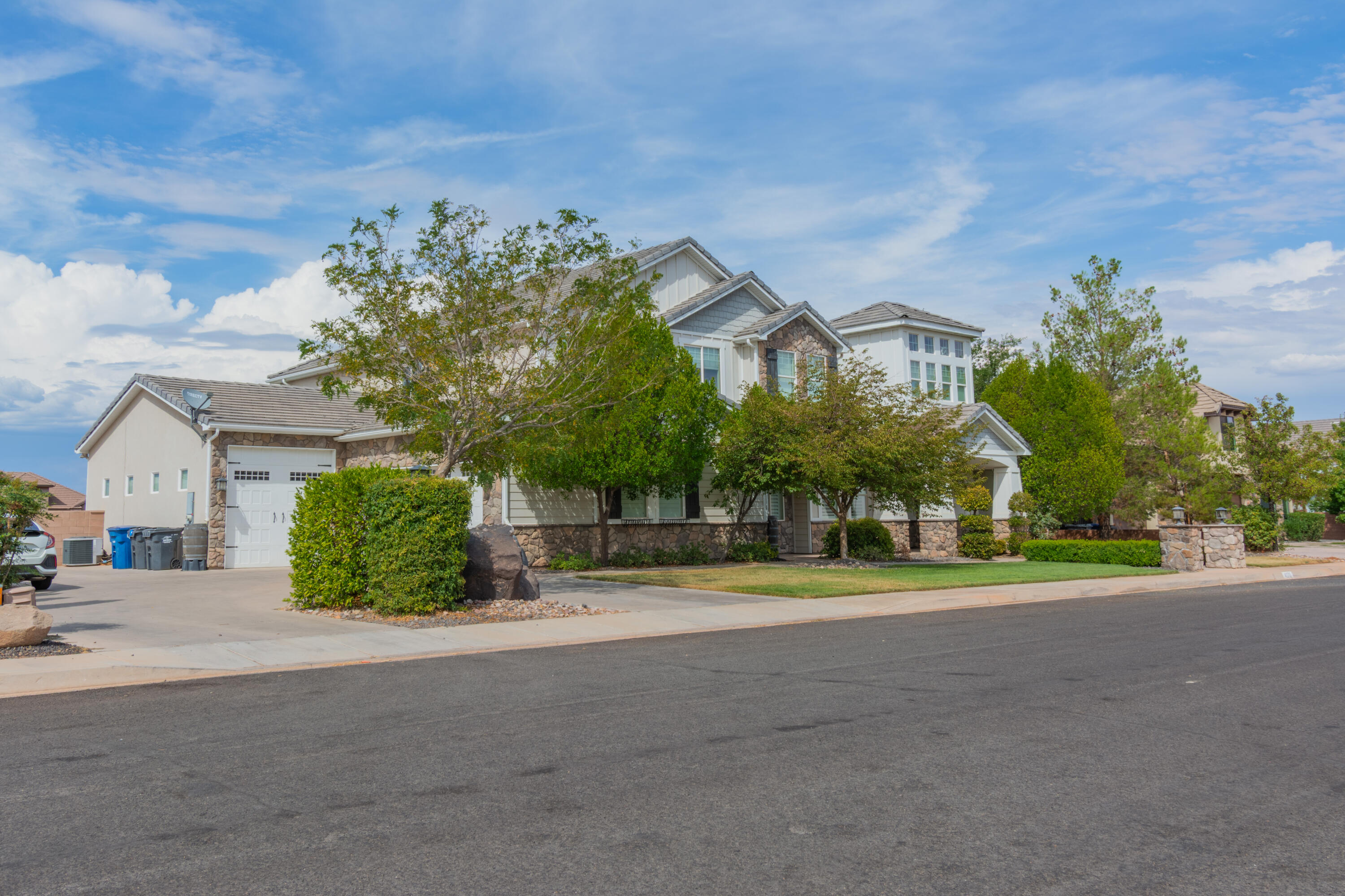 DIXIE SPRINGS - Residential