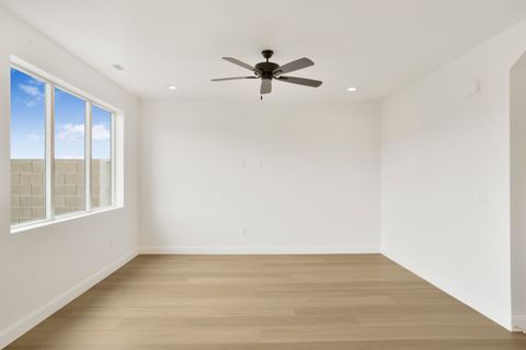 Tiny photo for 990 Manen ST, Washington, UT 84780 (MLS # 26-273591)