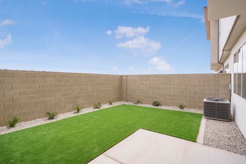 Tiny photo for 990 Manen ST, Washington, UT 84780 (MLS # 26-273591)