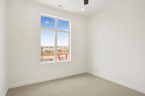 Tiny photo for 990 Manen ST, Washington, UT 84780 (MLS # 26-273591)