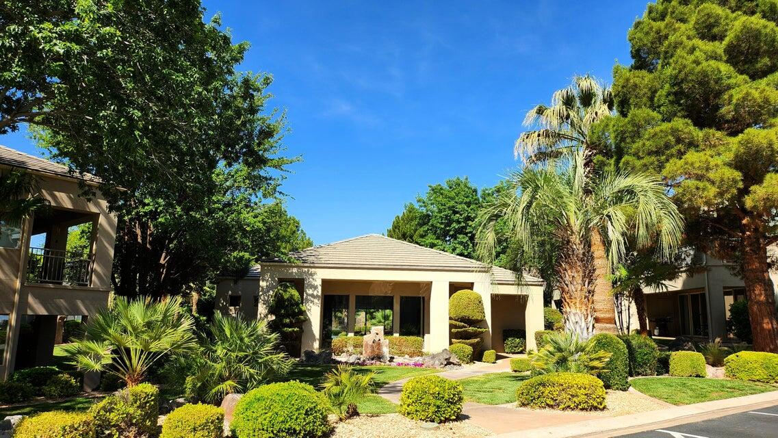 BLACKROCK CONDOS AT STONEBRIDGE - Residential