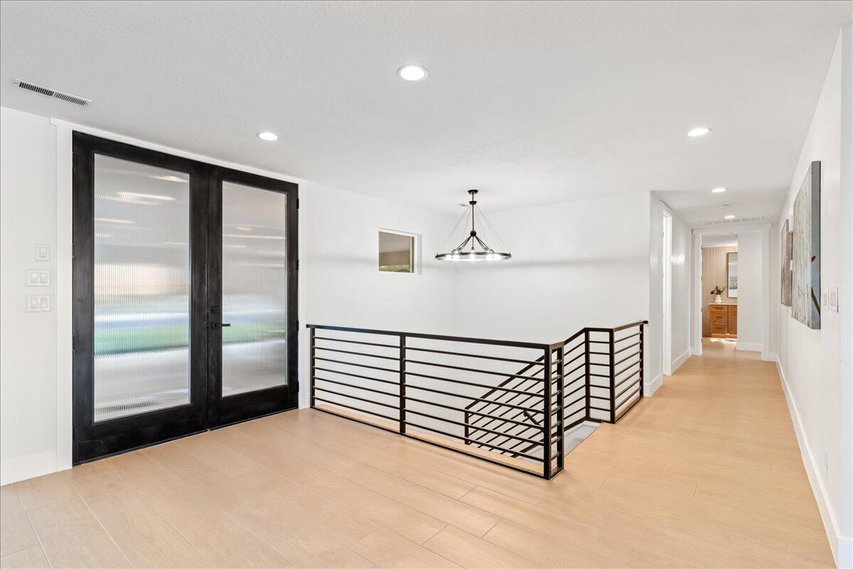 VALLEY VIEW HEIGHTS - Residential