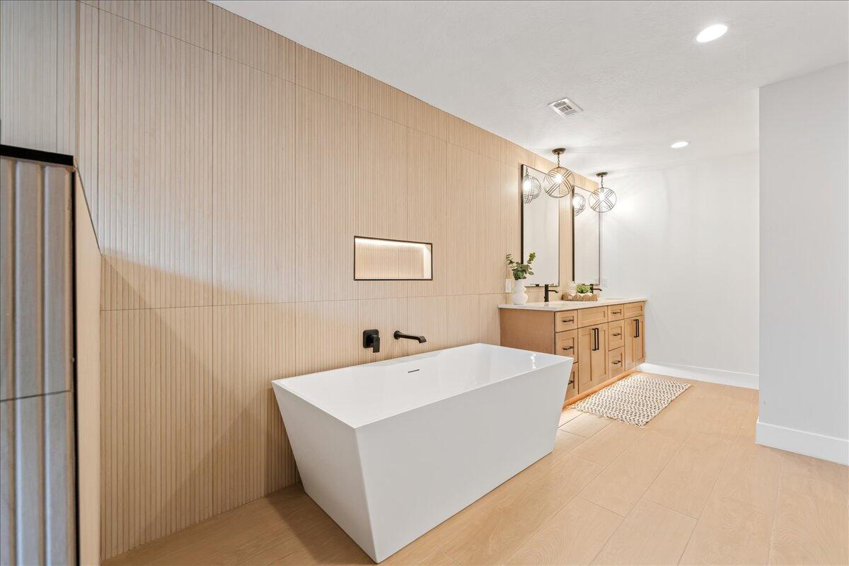 VALLEY VIEW HEIGHTS - Residential