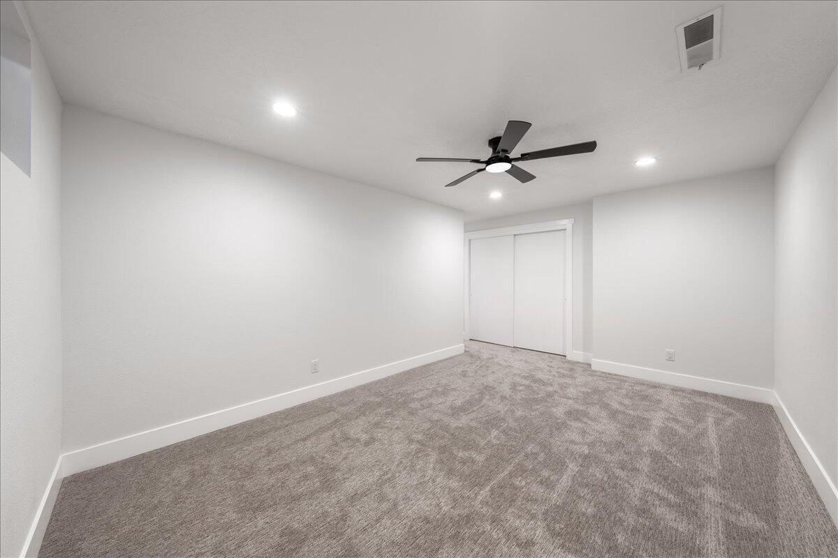 VALLEY VIEW HEIGHTS - Residential