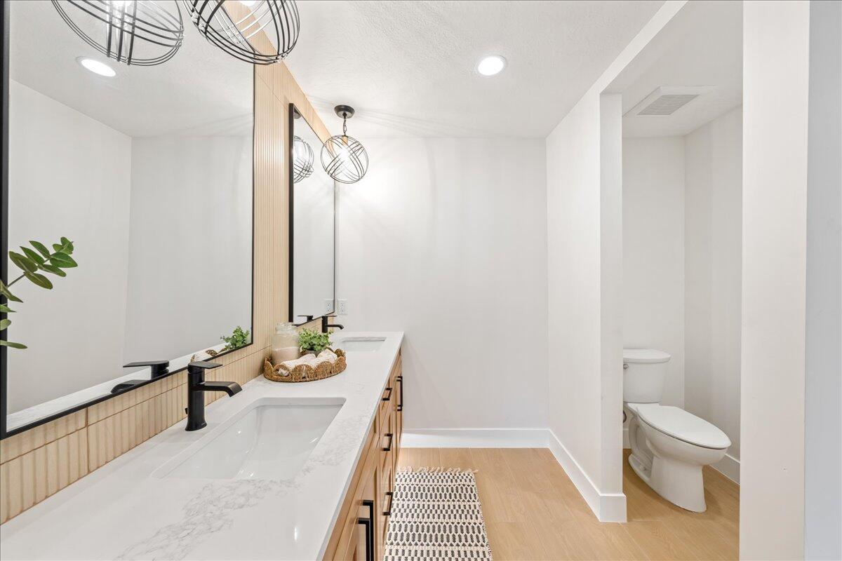 VALLEY VIEW HEIGHTS - Residential