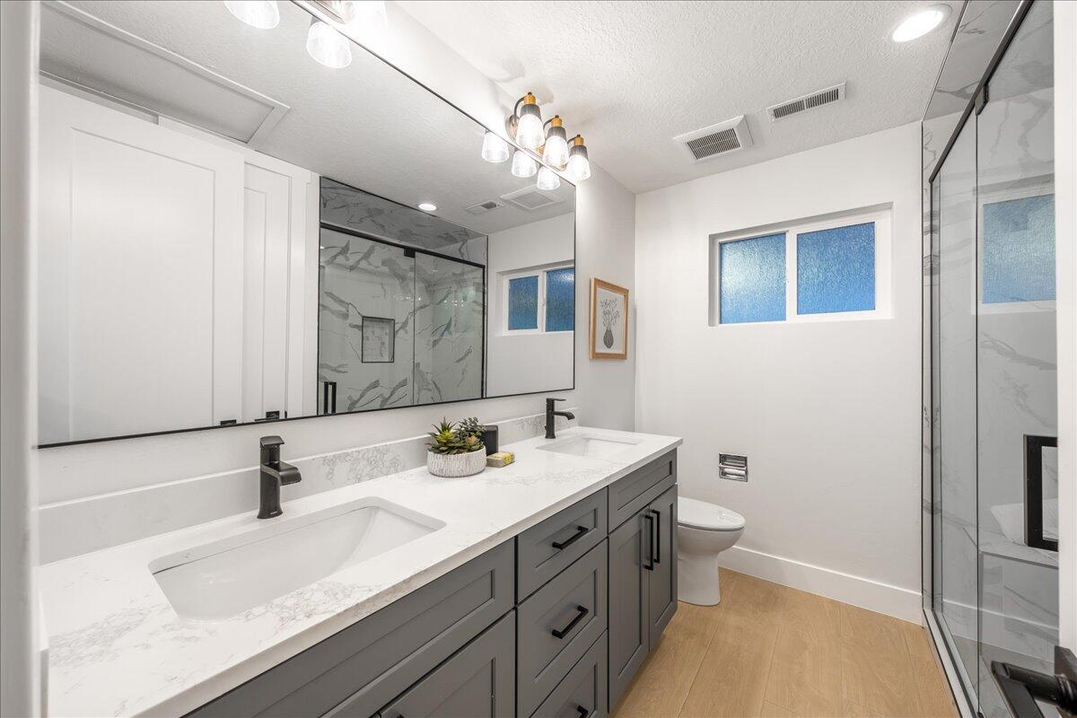 VALLEY VIEW HEIGHTS - Residential