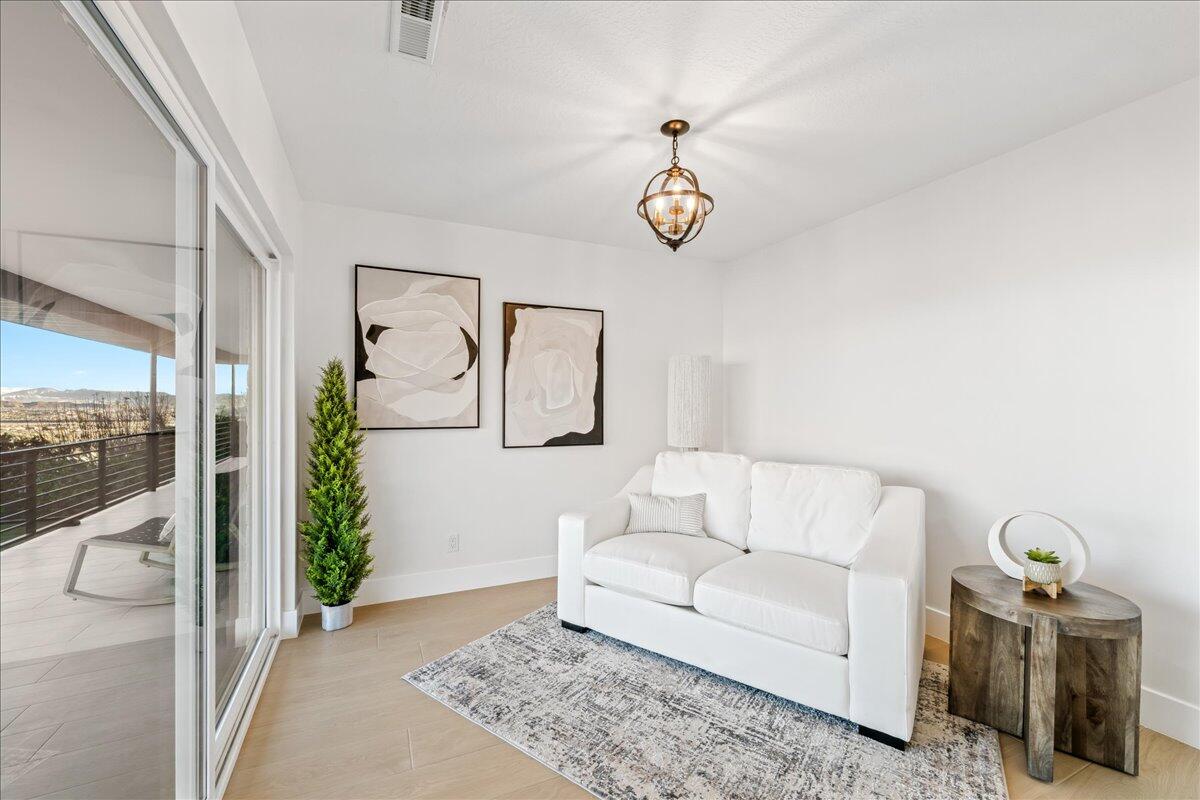 VALLEY VIEW HEIGHTS - Residential