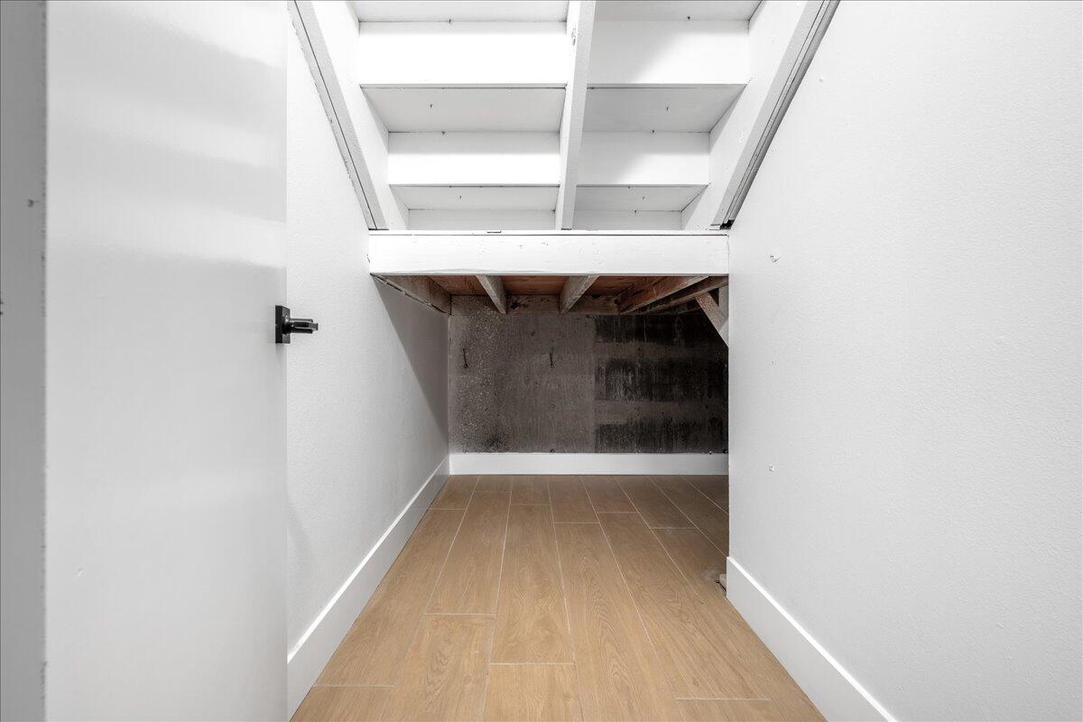 VALLEY VIEW HEIGHTS - Residential