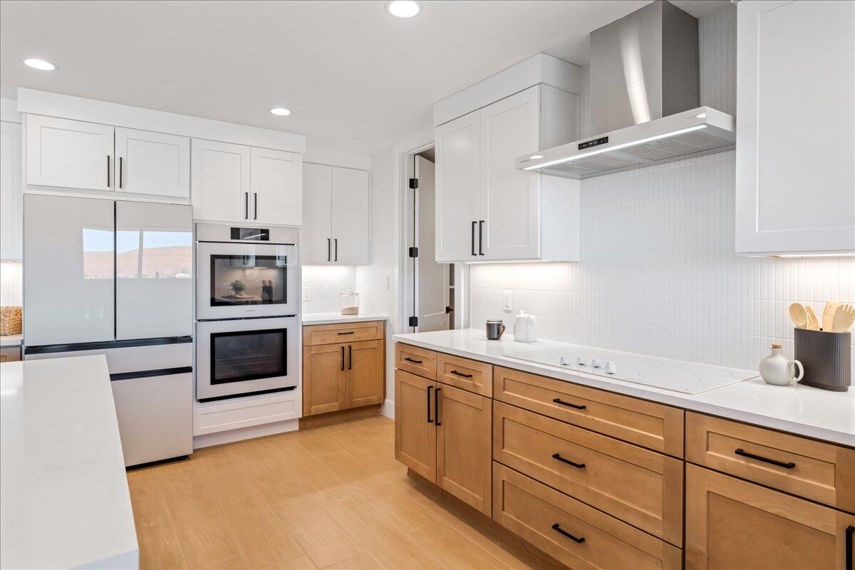 VALLEY VIEW HEIGHTS - Residential