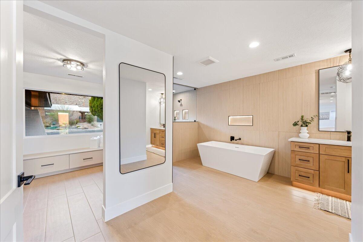 VALLEY VIEW HEIGHTS - Residential