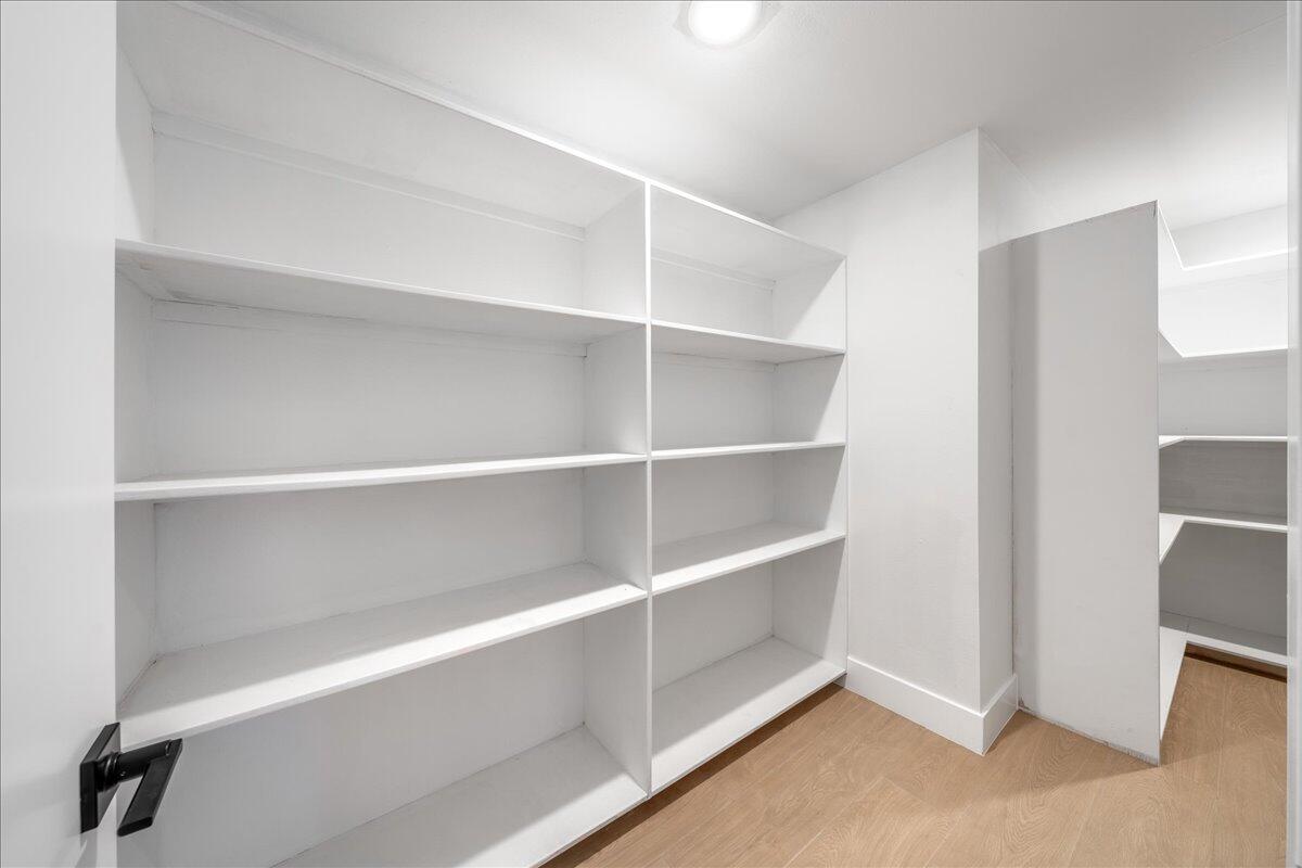 VALLEY VIEW HEIGHTS - Residential