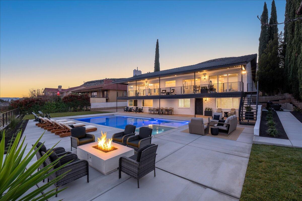 VALLEY VIEW HEIGHTS - Residential