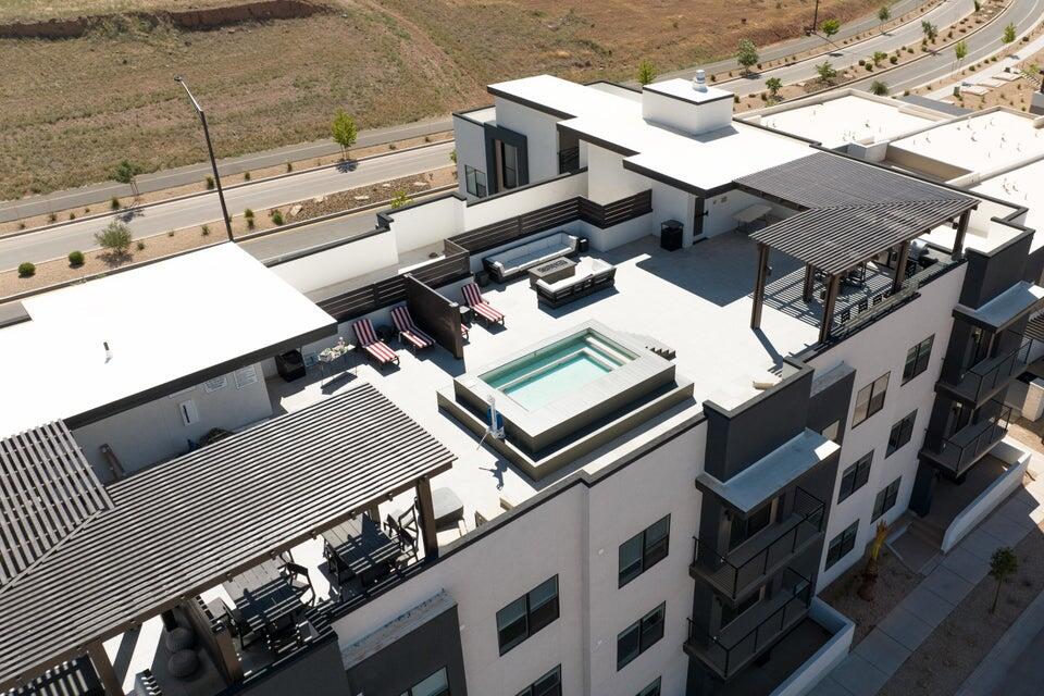 DESERT COLOR RESORT - Residential