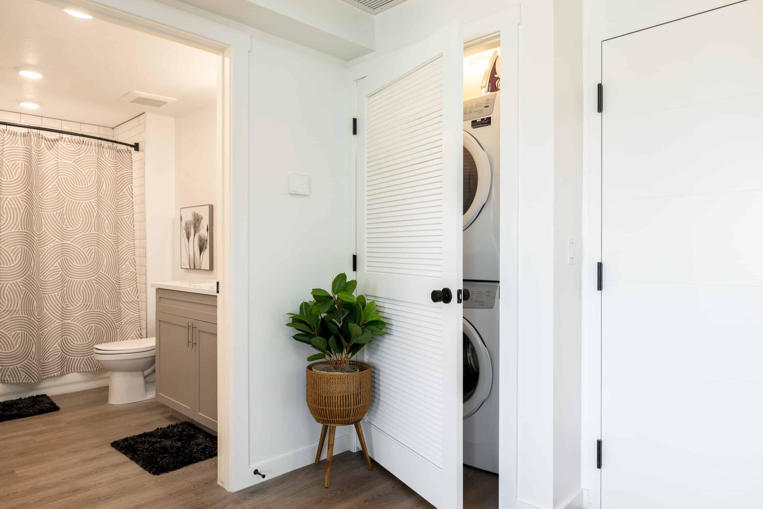 DESERT COLOR RESORT - Residential