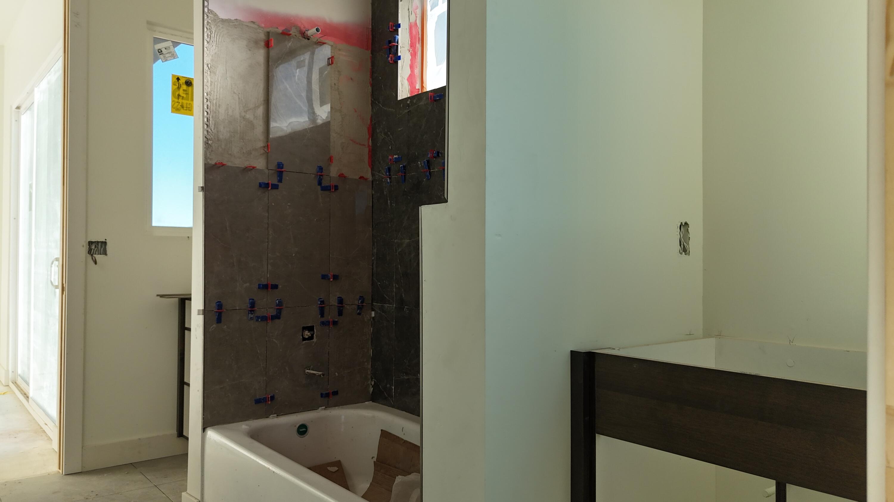 FALCON RIDGE - Residential