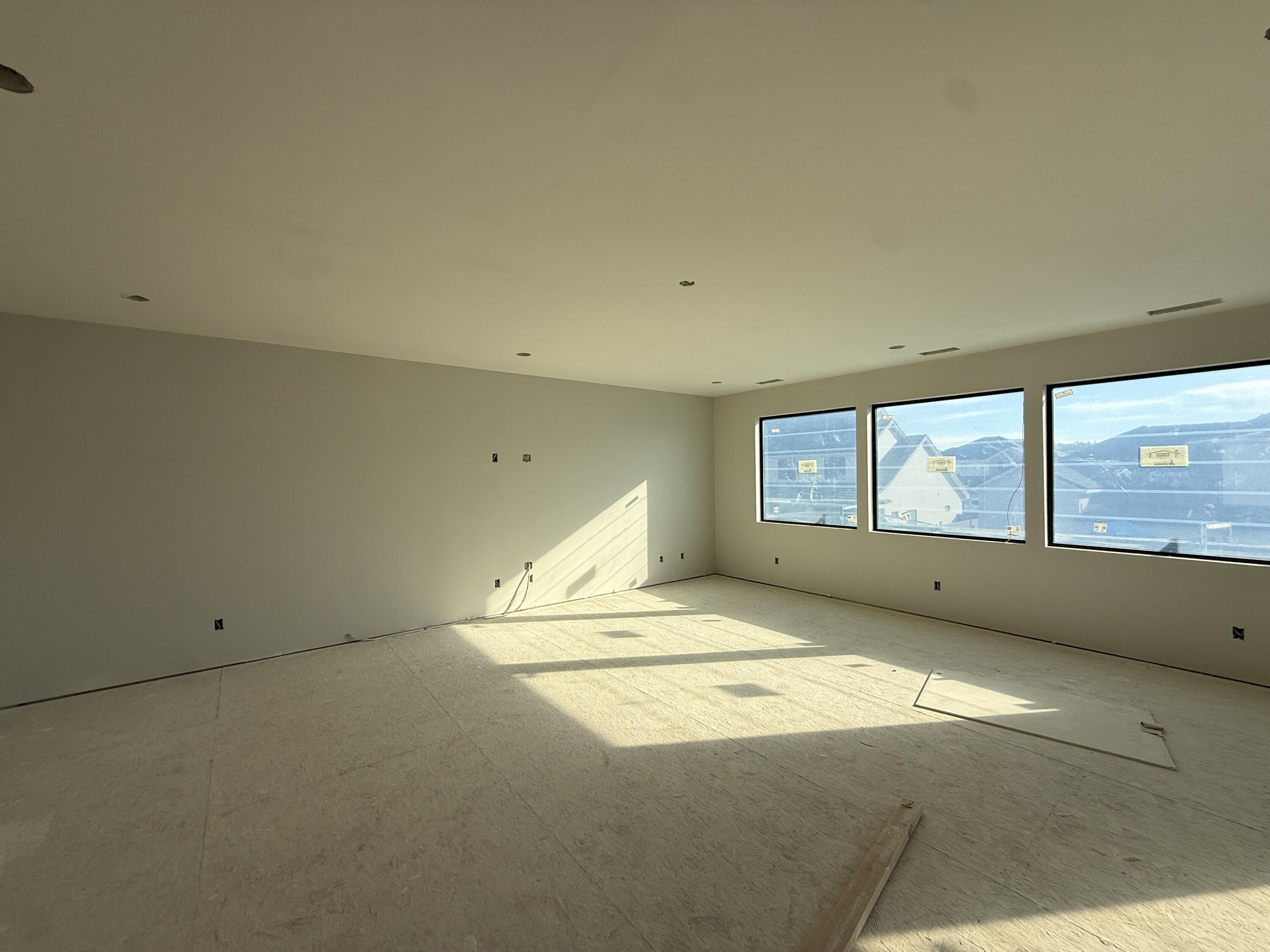 MOORLAND PARK - Residential