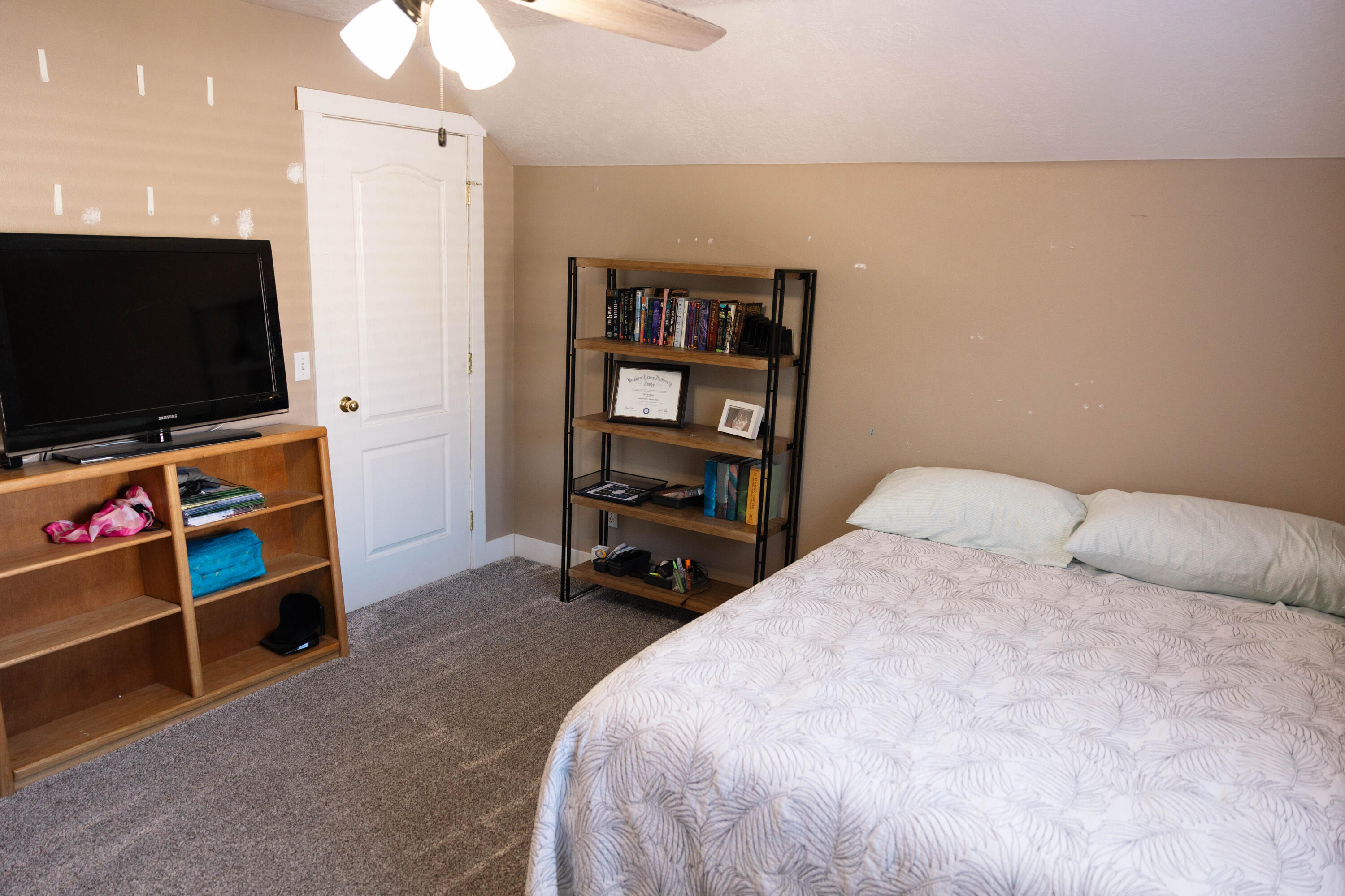 SHADOW MOUNTAIN - Residential