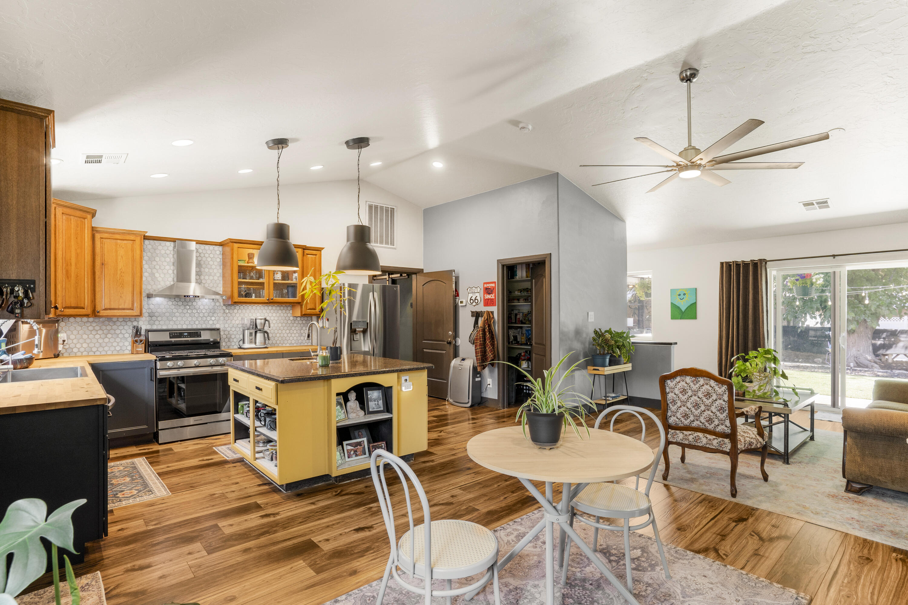 ST GEORGE TOWNSITE - Residential
