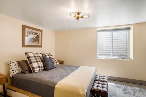 Tiny photo for 443 W 300 N, Saint George, UT 84770 (MLS # 26-271945)