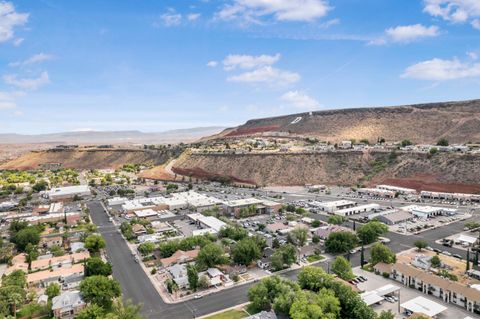 Tiny photo for 443 W 300 N, Saint George, UT 84770 (MLS # 26-271945)