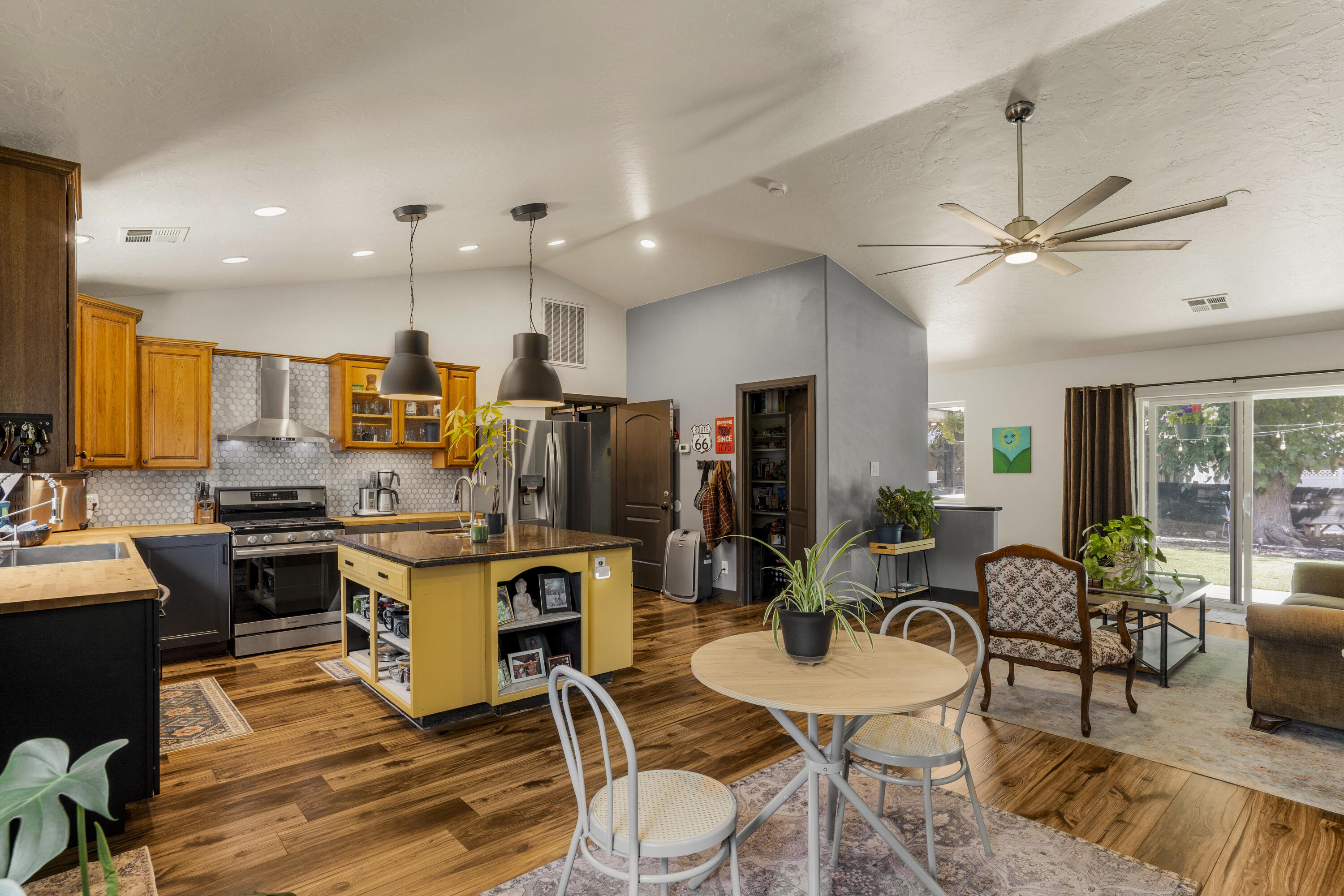 ST GEORGE TOWNSITE - Residential