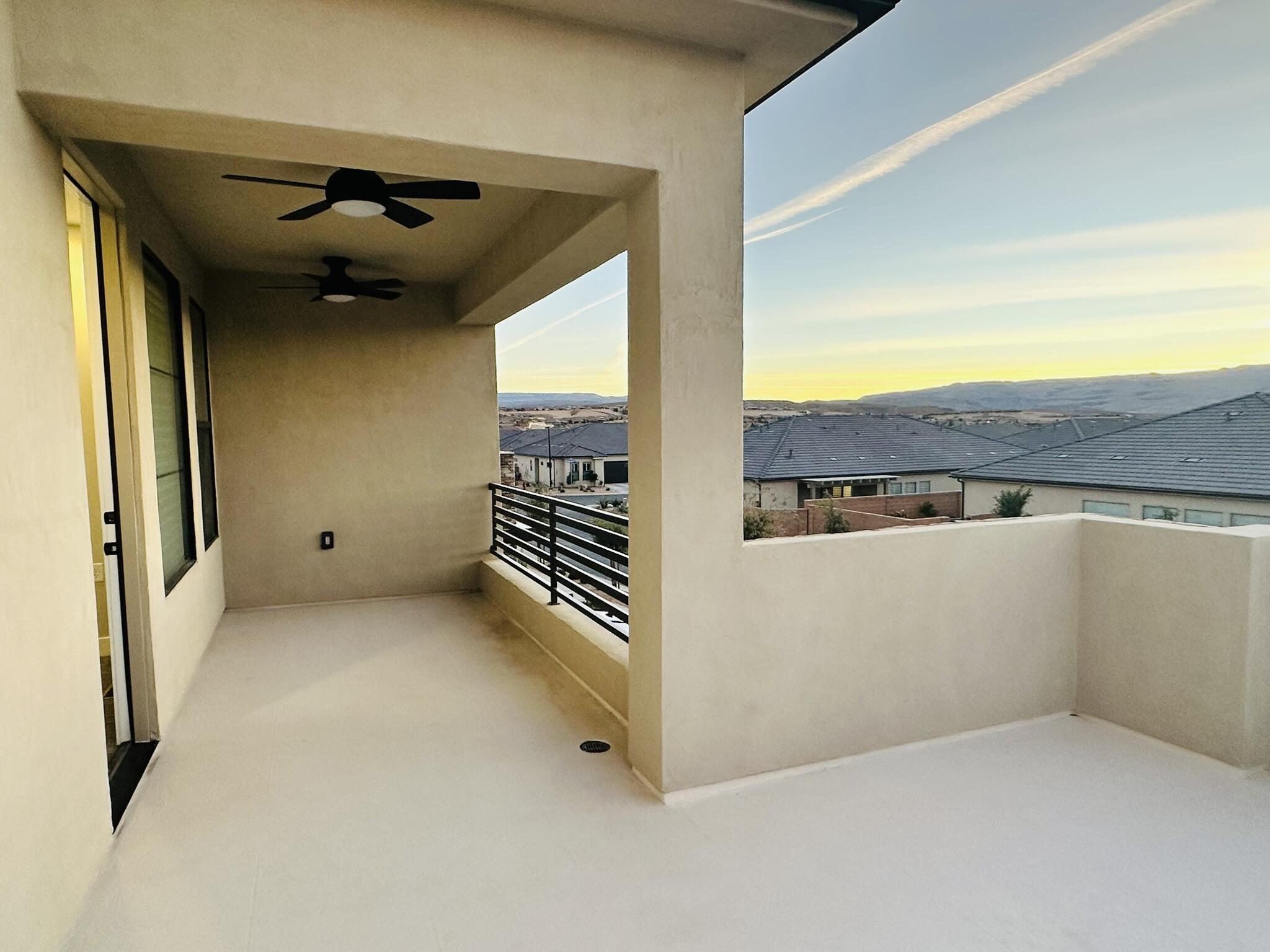 VILLAS AT SUN RIVER - Residential