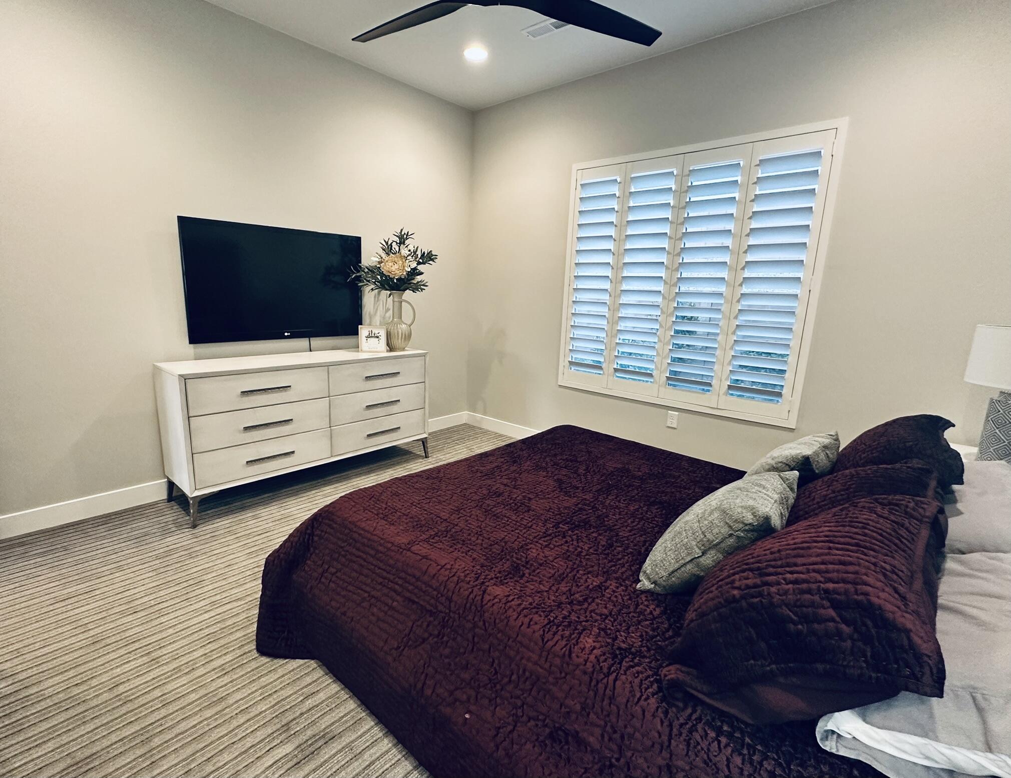 VILLAS AT SUN RIVER - Residential