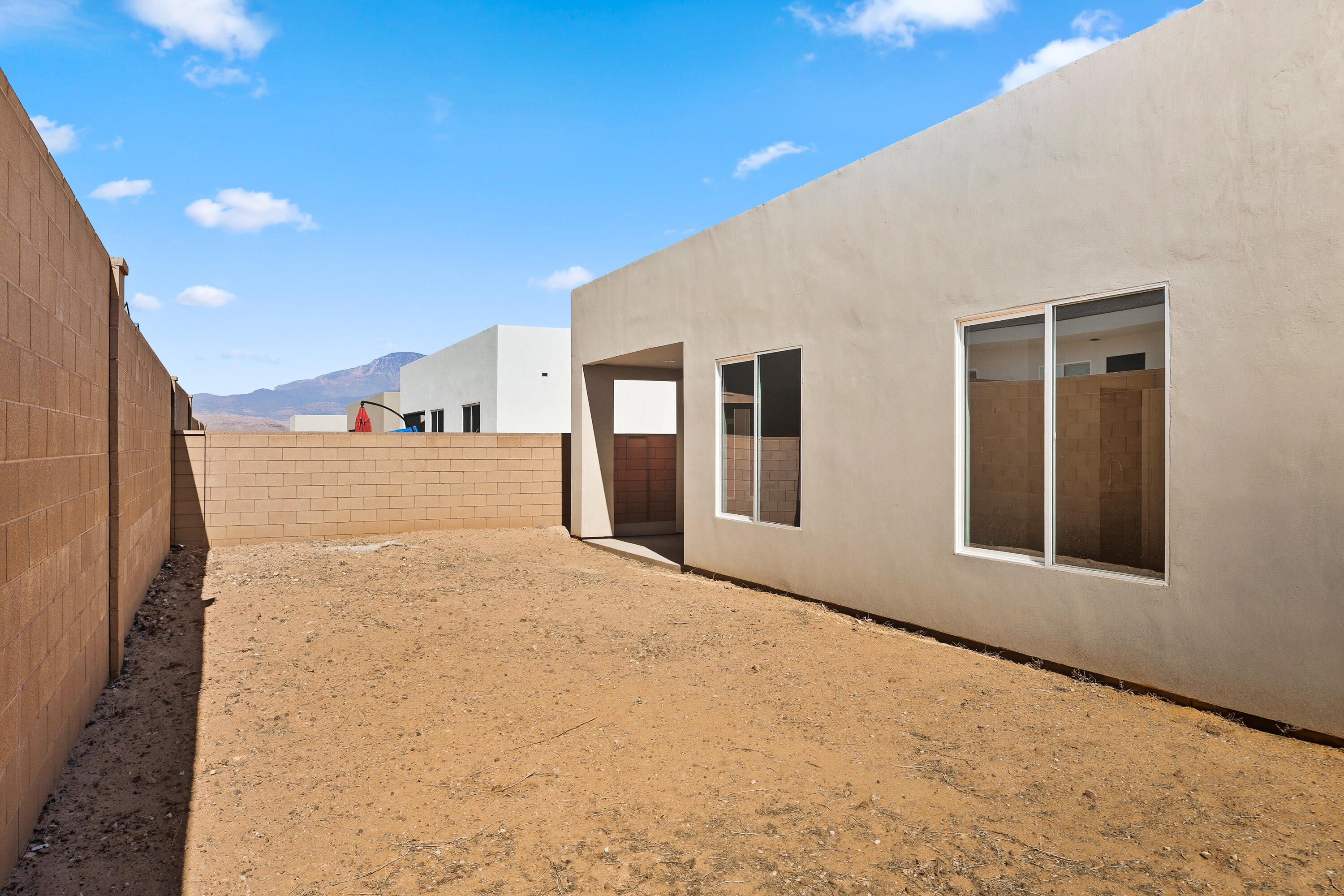 HURRICANE VIEWS - Residential