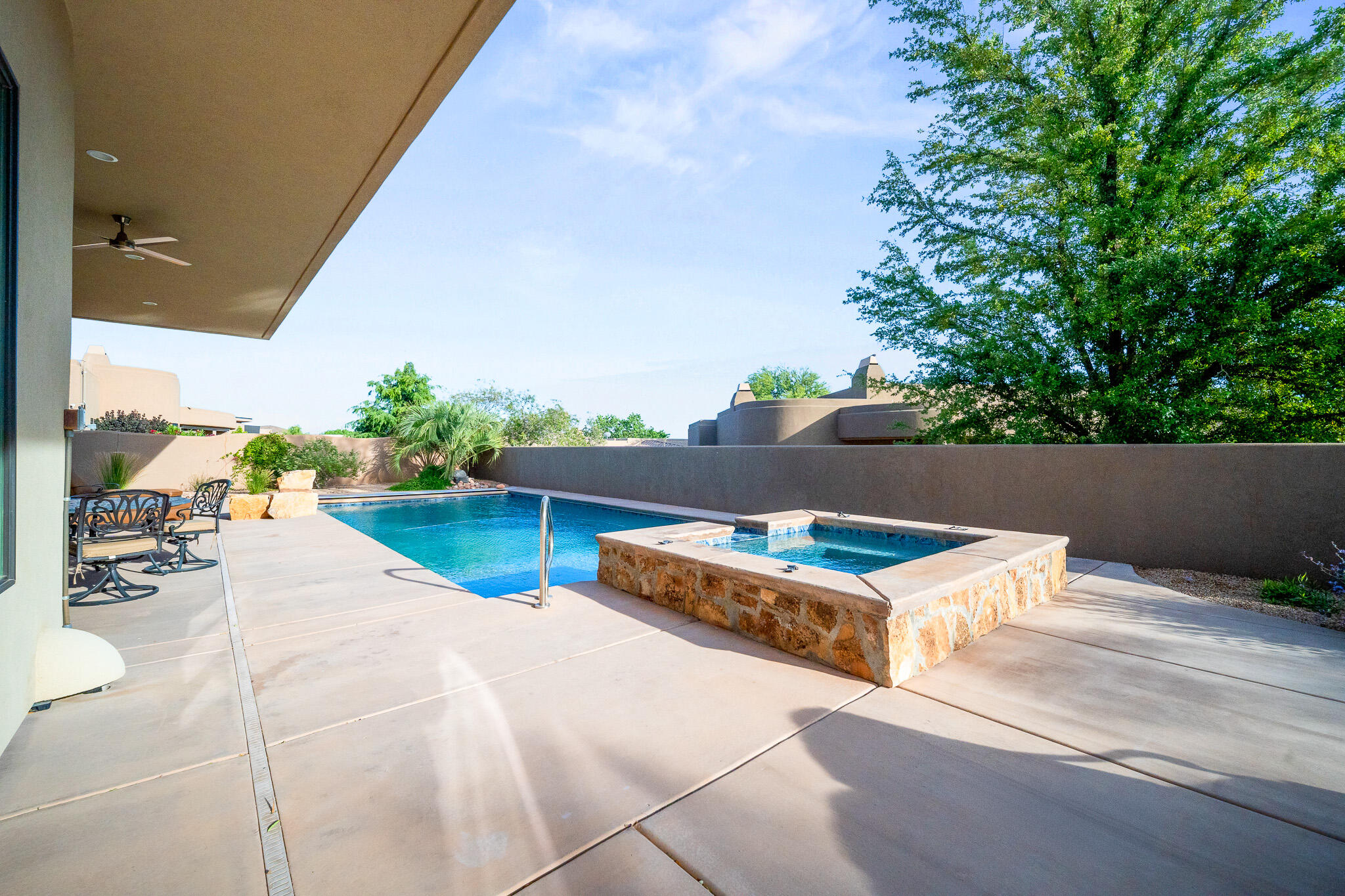 LEDGES OF SG ST GEORGE - Residential